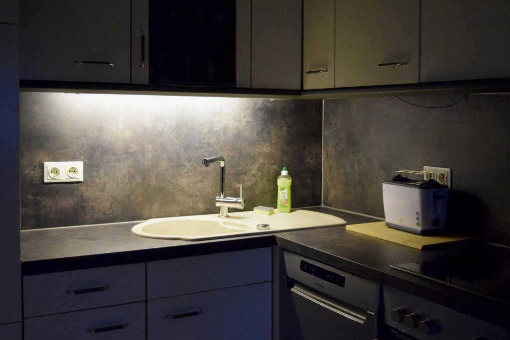 Md-5 Stadtfeld Beimsstrasse 81 - Appartement Domblick - Parkplatz - Balkon - 2Einzelbetten - Schlafsofa Magdeburg Zewnętrze zdjęcie